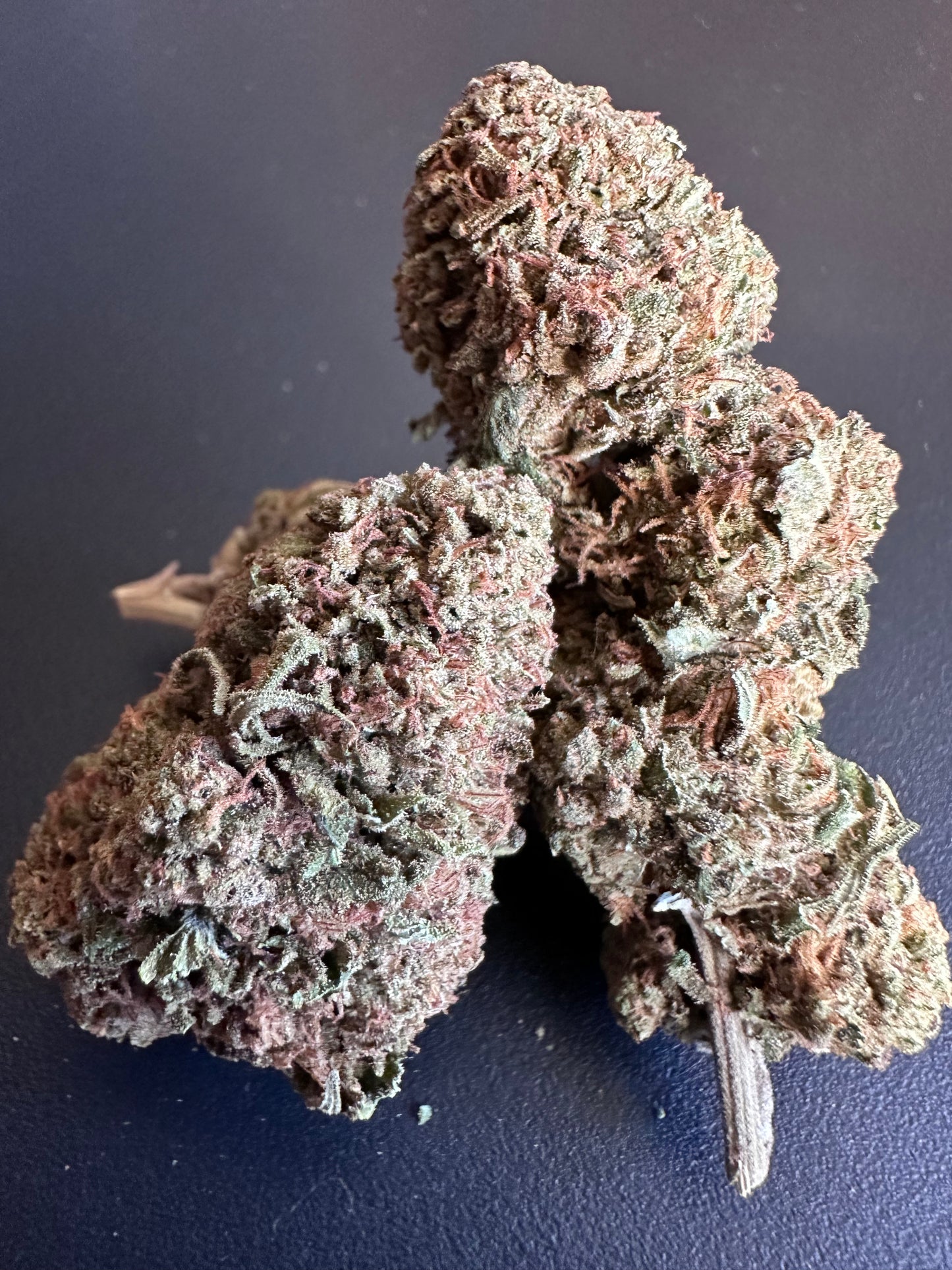 fleur weed CBD légale de qualité Happy pousse génétique